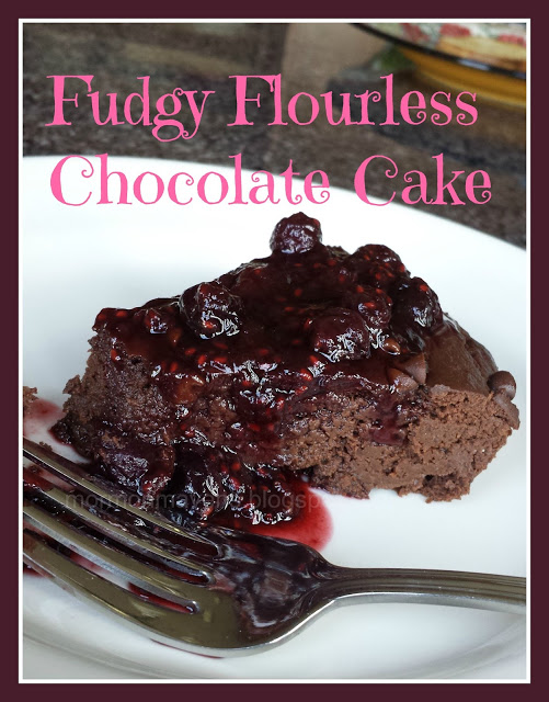 fudgy flourless chocolate cake