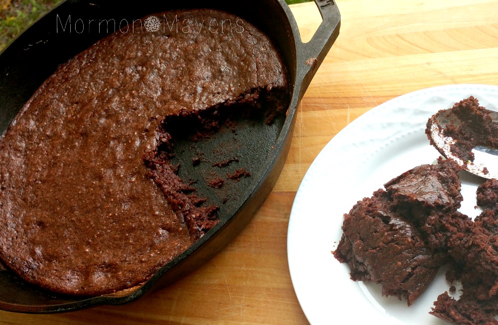 fudgy banana skillet cake 2