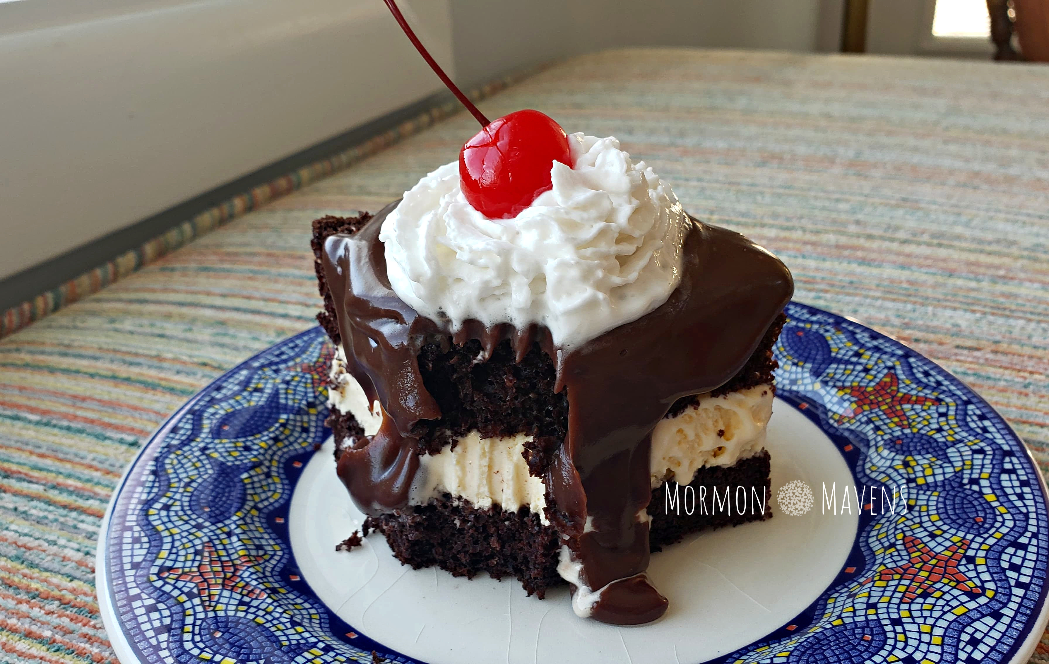 Shoney's hot fudge sundae cake